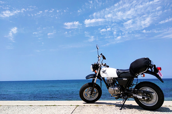 能登の海沿いの道をバイクで走ったら最高に気持ちいい！