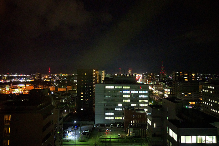 マイステイズ金沢の部屋からの夜景